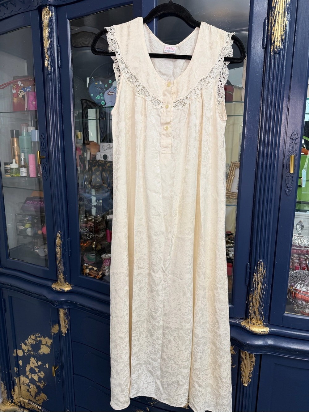 Vintage 1970’s Italian PURE SILK lace nightgown